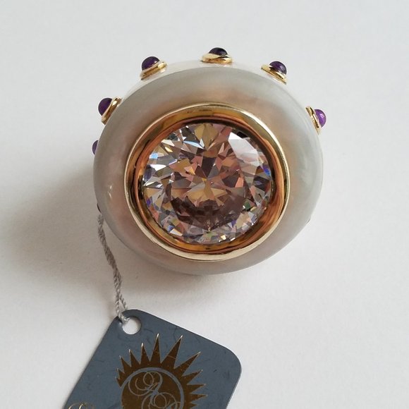 Angelique De Paris 18k Gold Plated Ring with Zircon & Mother of Pearl Size 5 - Picture 7 of 12